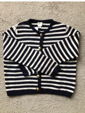 H&M Crewneck Cardigan Sweater.NWT.